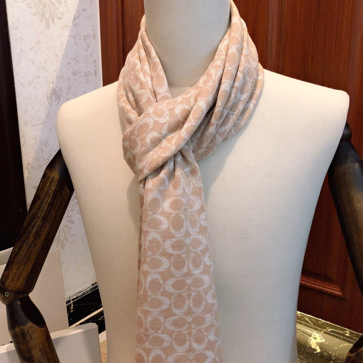 COACH KNIT CASHMERE SCARF CAMEL BROWN MIX WHITE 619591