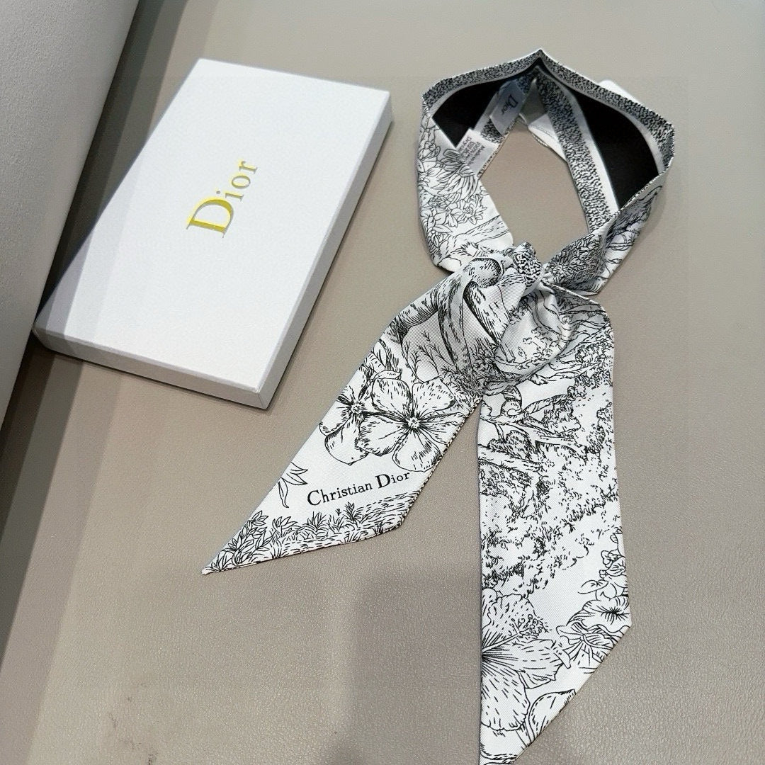 DIOR TWILLY 100 CM IN SILK 714373