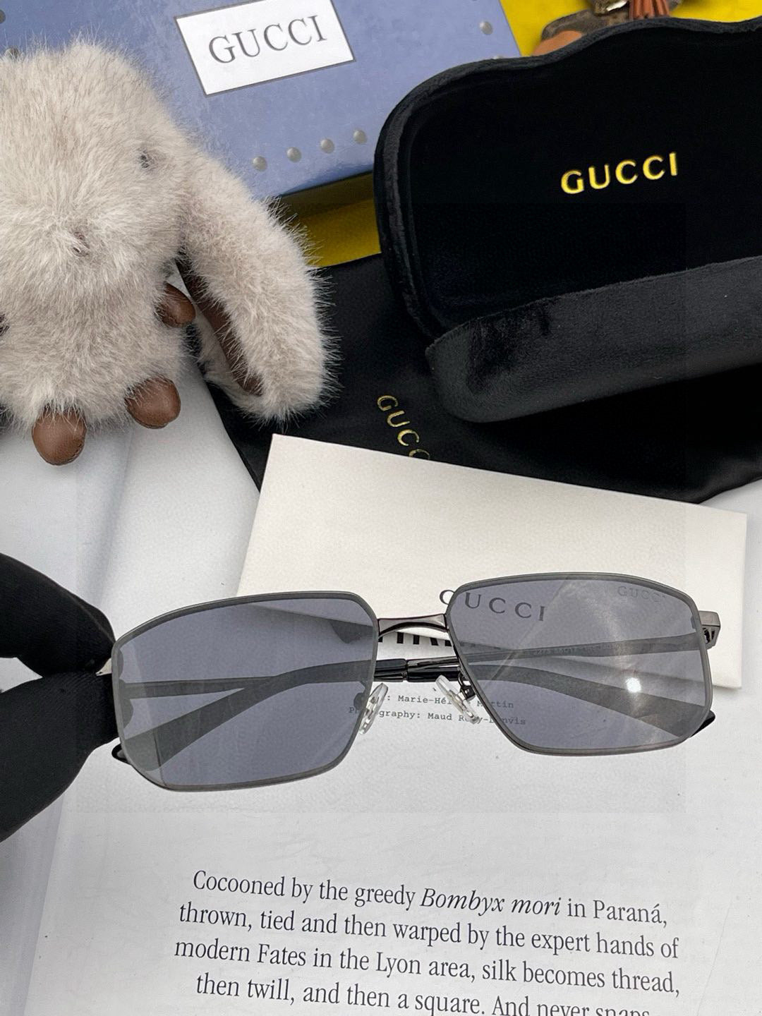 GUCCI RECTANGULAR FRAME SUNGLASSES G5227 IN METAL