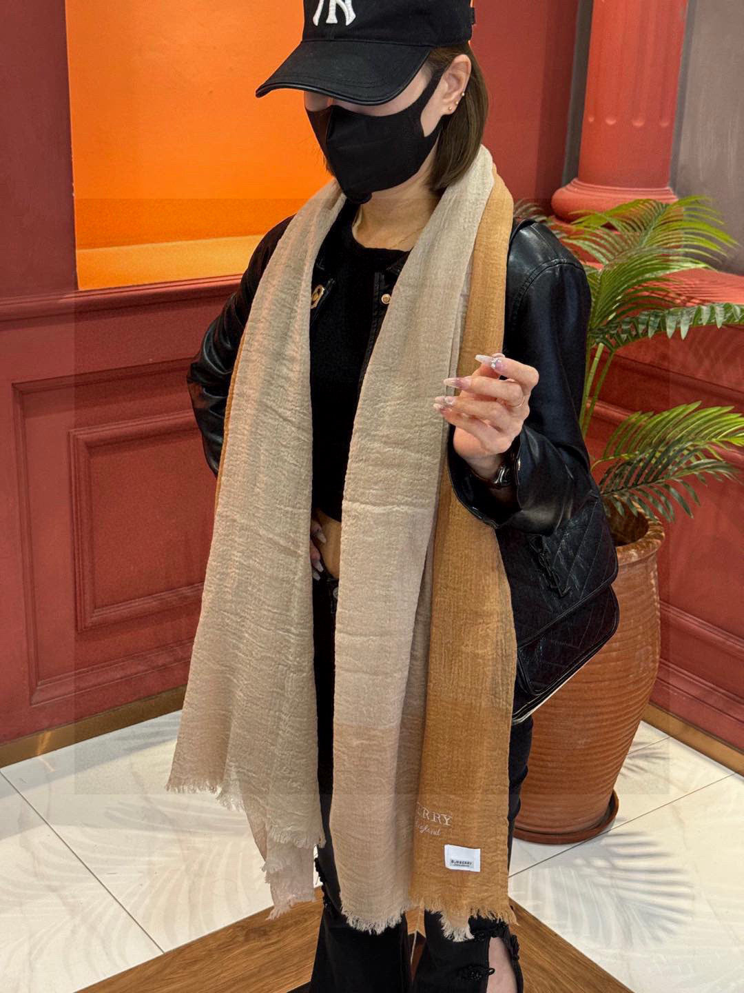 BURBERRY BBR SCARF 180 CM IN CASHMERE 718527