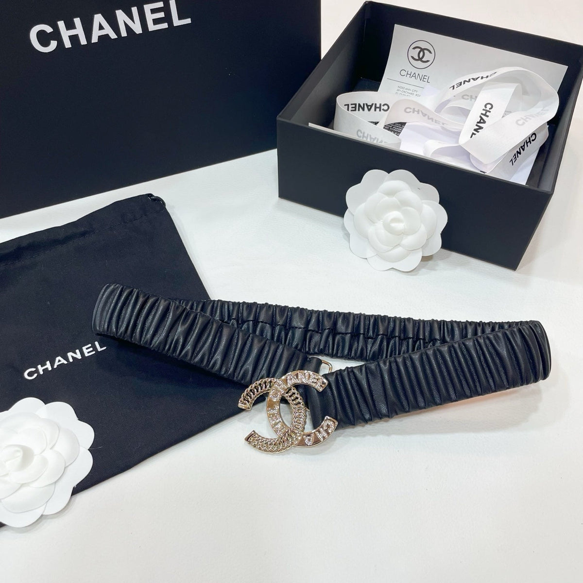 CHANEL DOUBLE 30MM STRETCH BELT IN BLACK CALFSKIN WITH GOLD CHAIN BUCKLE CRYSTAL DETAIL