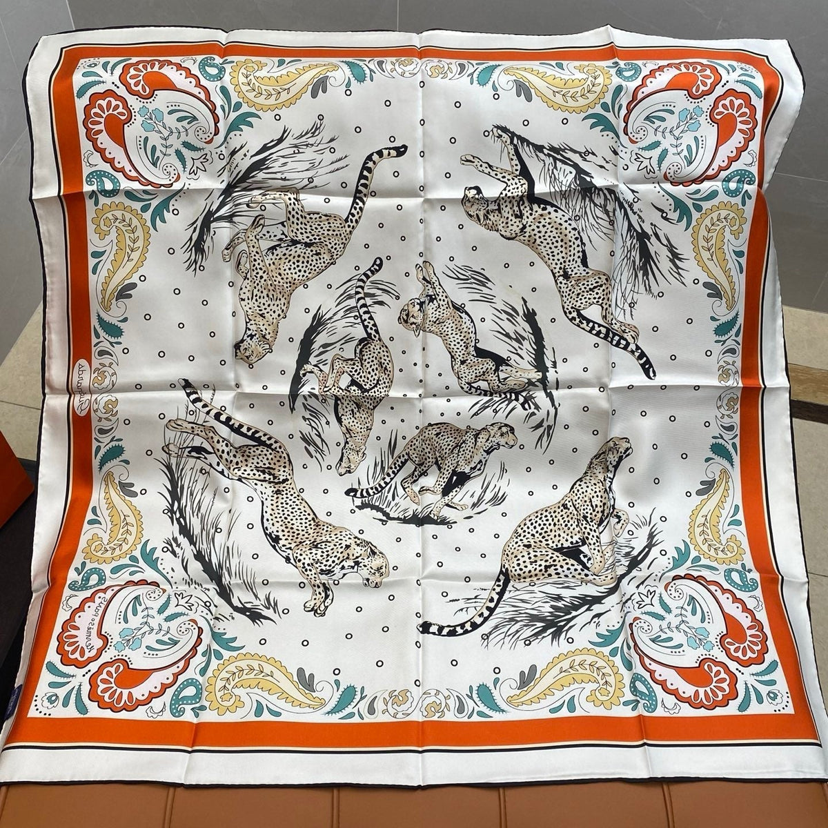 HERMES HERMES 25S SCARF 90 IN SILK 703669