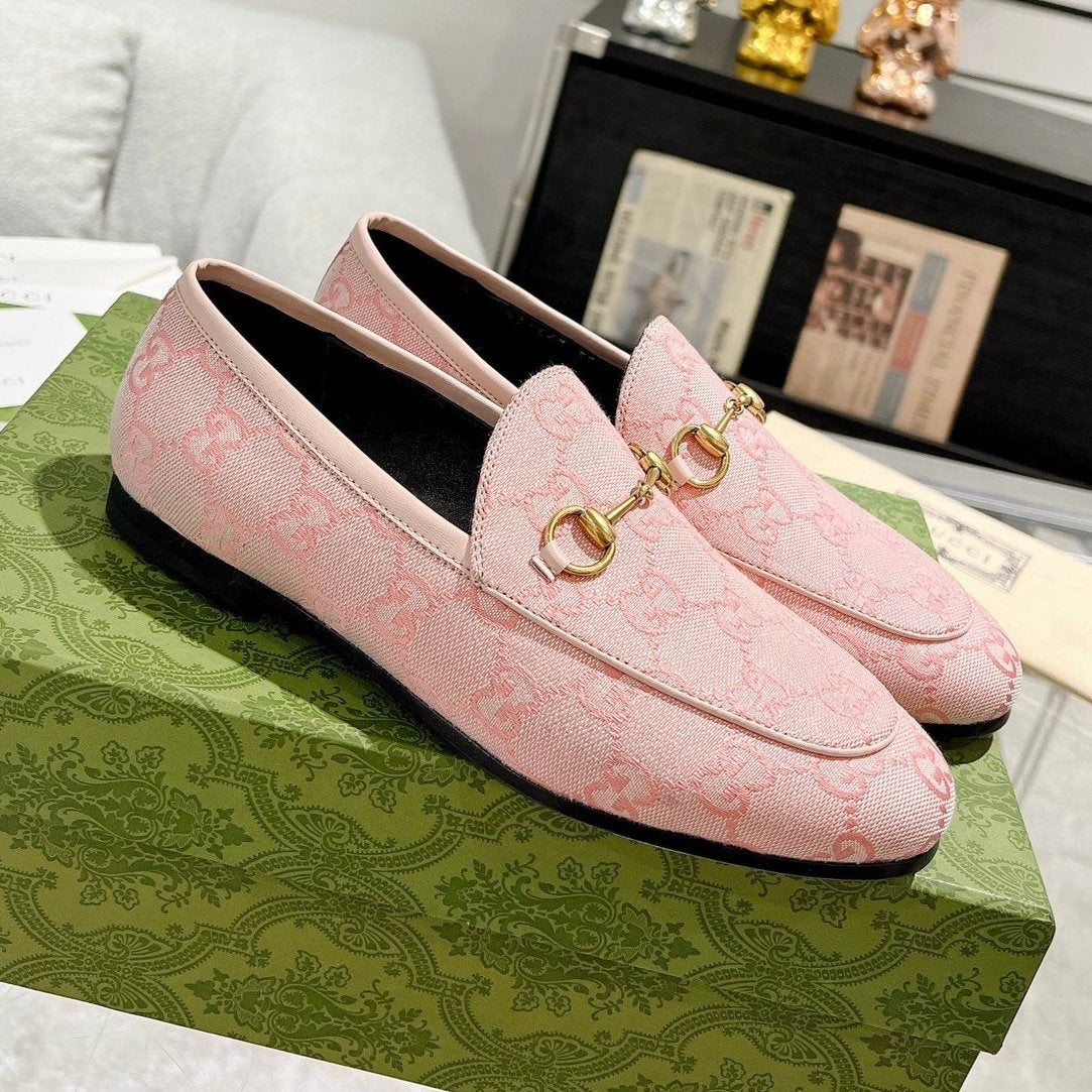 GUCCI MEN'S LOAFER WITH HORSEBIT IN PINK PASTEL MONOGRAM JACQUARD FABRIC