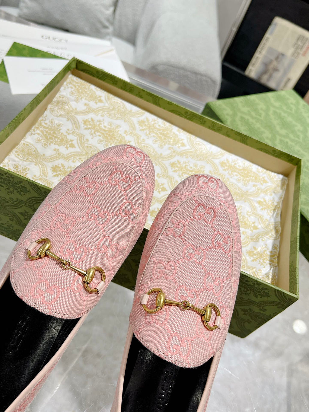 GUCCI MEN'S LOAFER WITH HORSEBIT IN PINK PASTEL MONOGRAM JACQUARD FABRIC