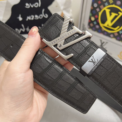 LOUIS VUITTON LV 25S BELT 38 MM IN BLACK CALFSKIN 593269