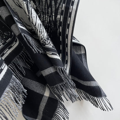 BURBERRY SWAN CAPE IN BLACK MIX WHITE CASHMERE 402246
