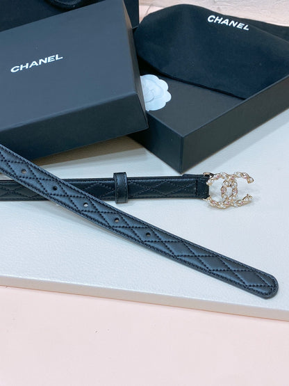 CHANEL BELT 20MM IN BLACK EMBROIDERED CALFSKIN GOLD HARDWARE ATTACH PEARLS