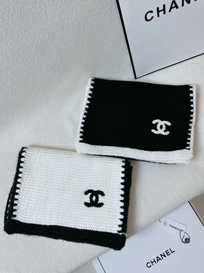 CHANEL 25S SCARF 200 IN CASHMERE 740365