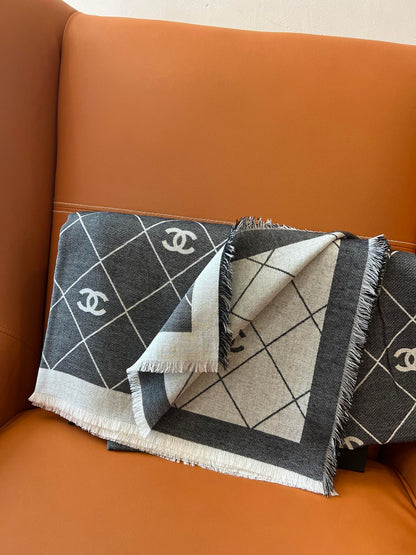 CHANEL 25S SCARF 140 IN WOOL SILK 700810