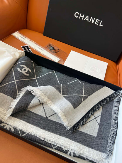 CHANEL 25S SCARF 140 IN WOOL SILK 700810