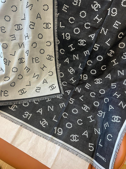 CHANEL 25S SCARF 140 IN WOOL SILK 700811