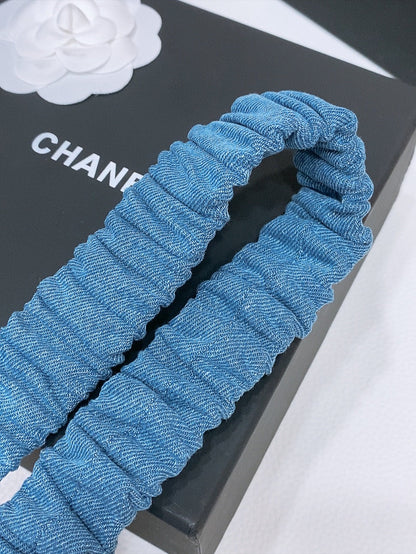 CHANEL DOUBLE C ELASTIC BELT 30MM IN BLUE DENIM GOLD CRYSTAL STAR EMBELLISHED BUCKLE