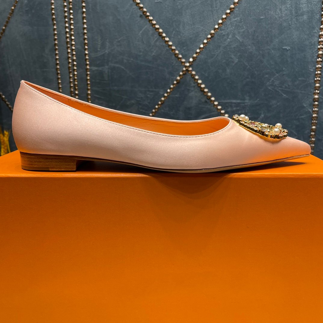 LOUIS VUITTON LV MET FLAT BALLERINA BEIGE