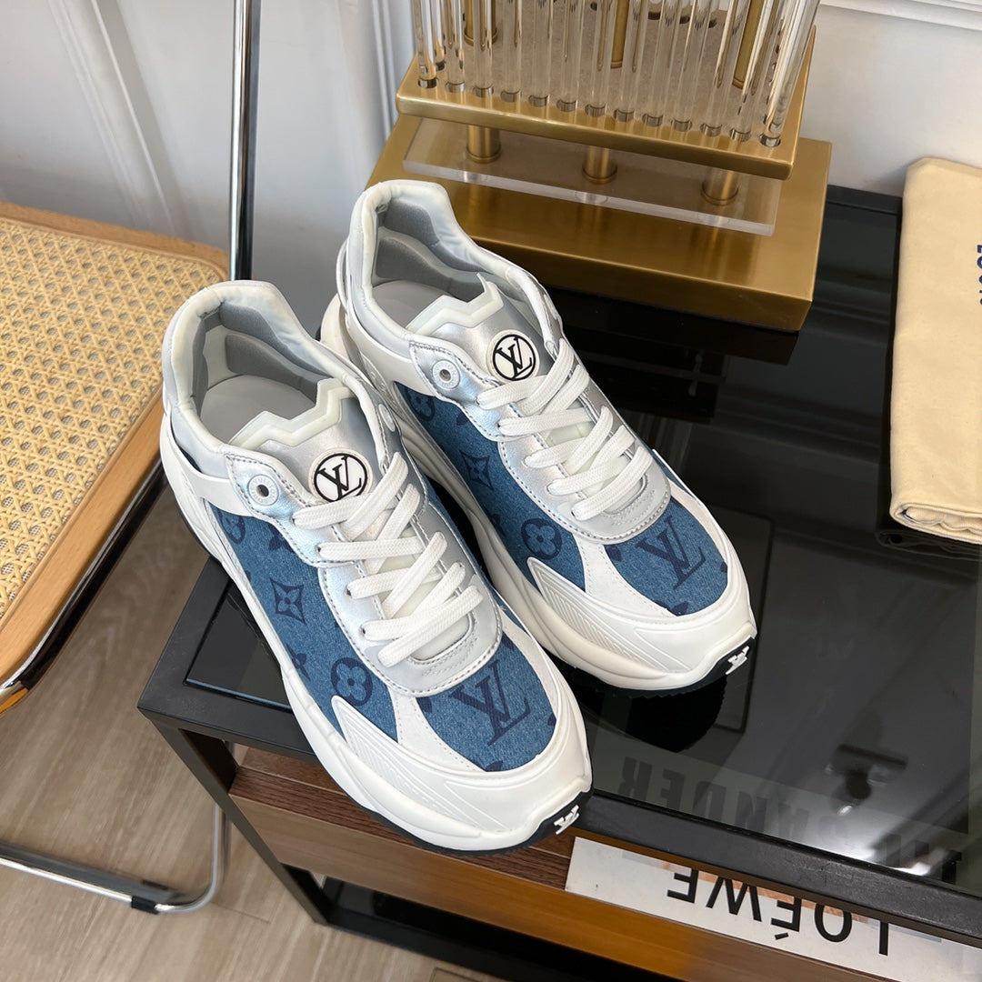 LOUIS VUITTON LV RUN 55 SNEAKER BLUE GRAY