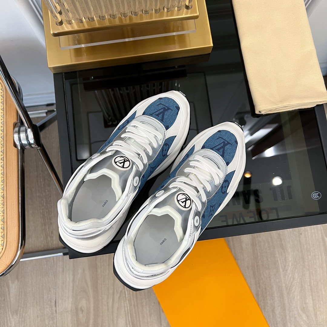 LOUIS VUITTON LV RUN 55 SNEAKER BLUE GRAY