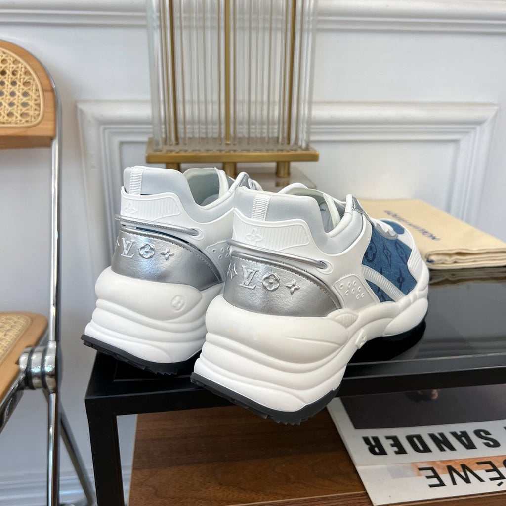 LOUIS VUITTON LV RUN 55 SNEAKER BLUE GRAY