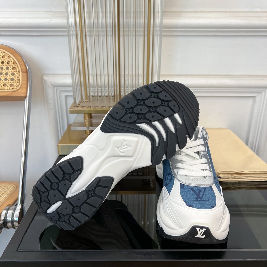 LOUIS VUITTON LV RUN 55 SNEAKER BLUE GRAY