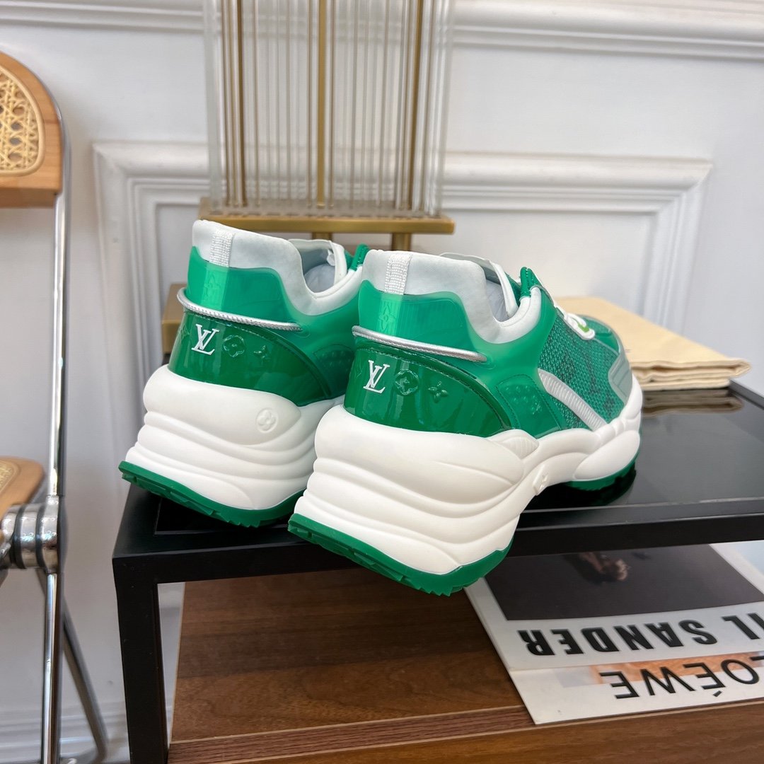 LOUIS VUITTON LV RUN 55 SNEAKER GREEN