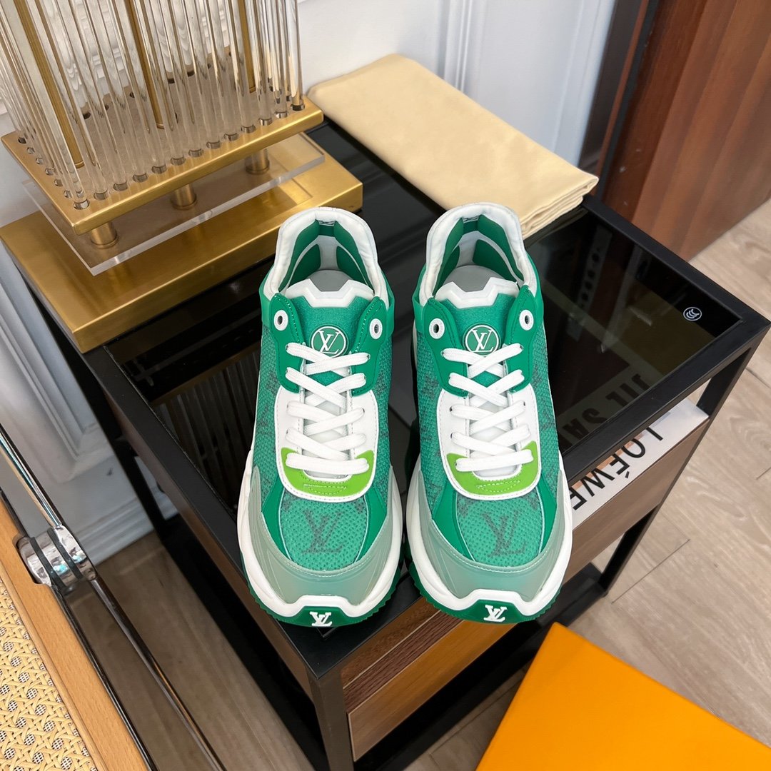 LOUIS VUITTON LV RUN 55 SNEAKER GREEN