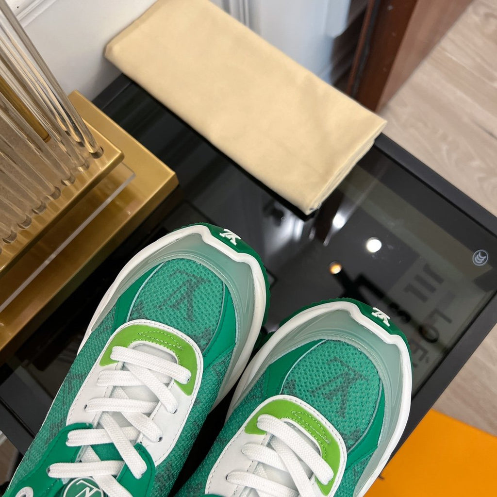 LOUIS VUITTON LV RUN 55 SNEAKER GREEN