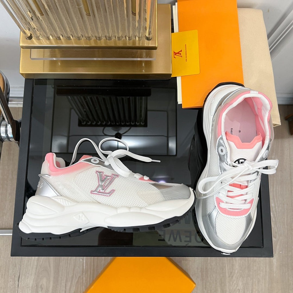 LOUIS VUITTON LV RUN 55 SNEAKER PINK