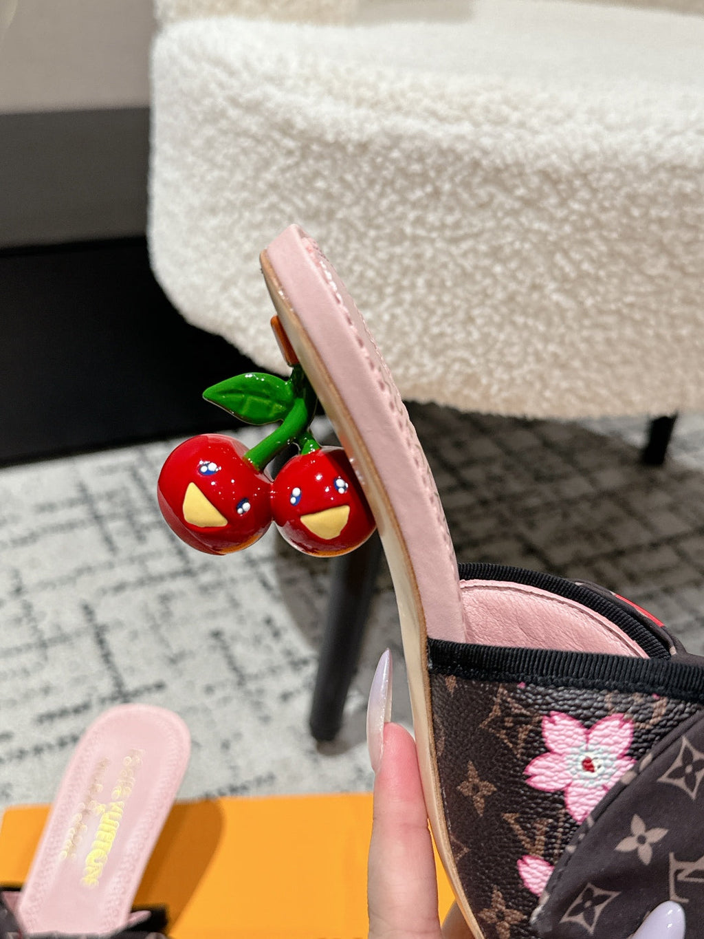 LOUIS VUITTON LV CHERRY HIGH HEELS 25S IN DARK BROWN AND PINK CALFSKIN WITH BOW STYLE 16