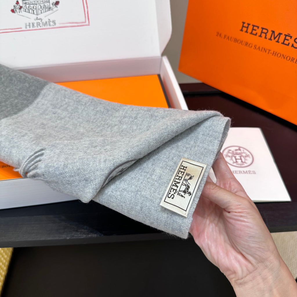 HERMES HERMES 25S SCARF 190 IN CASERE 986049