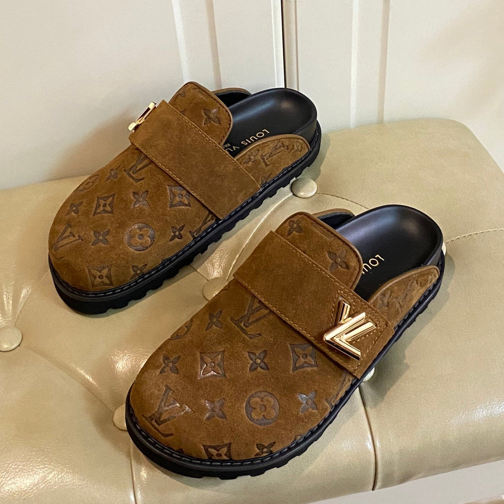 LOUIS VUITTON COSY FLAT COMFORT CLOG IN CHOCOLATE BROWN EMBOSSED SUEDE