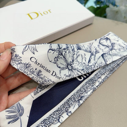 DIOR TWILLY 100 CM IN SILK 714372
