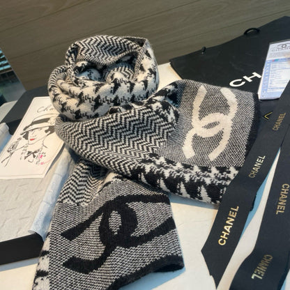 CHANEL 25S SCARF 190 CM IN CASHMERE 942958