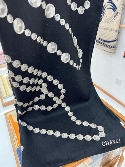 CHANEL 25S SCARF 140 IN CASHMERE 991649