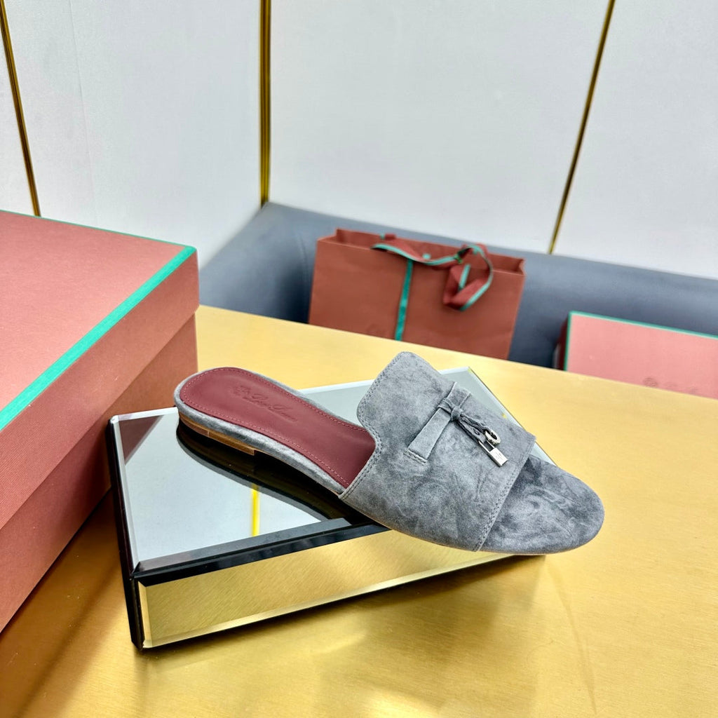LP SANDALS 25S IN DARK GRAY SUEDE WITH SILVER HARDWARE