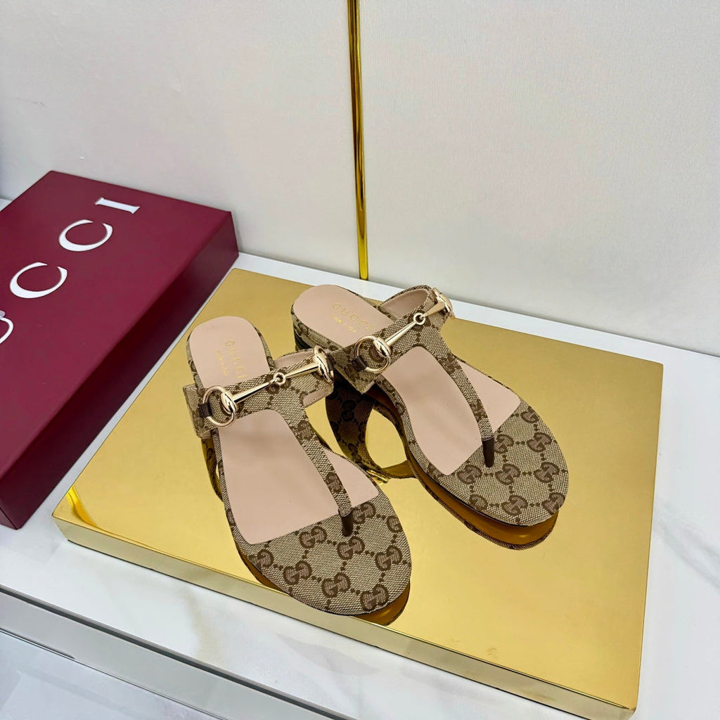 GUCCI THONG SANDALS 25S IN DARK BEIGE LAMBSKIN MIX CANVAS WITH GOLD HARDWARE