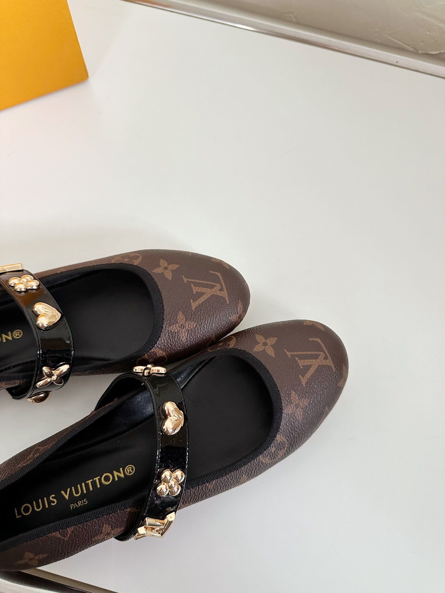 LOUIS VUITTON ROMY FLAT BALLERINA IN CHOCOLATE BROWN MONOGRAM CALFSKIN