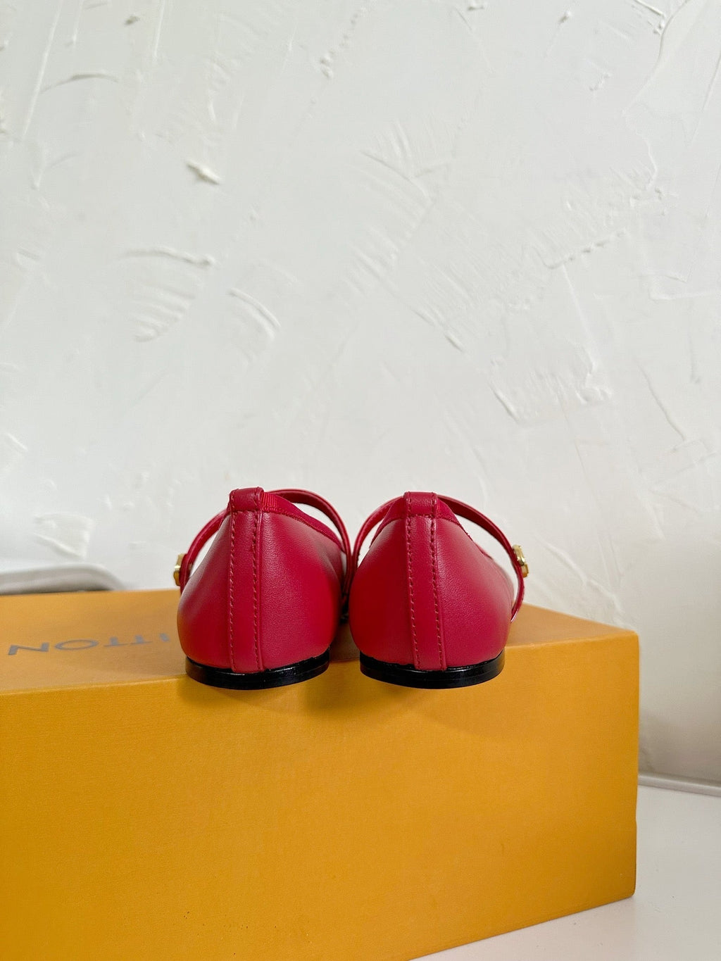 LOUIS VUITTON ROMY FLAT BALLERINA IN RUBY RED CALFSKIN