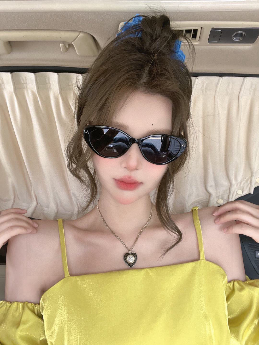 GUCCI CAT EYE FRAME SUNGLASSES G6581 IN ACETATE