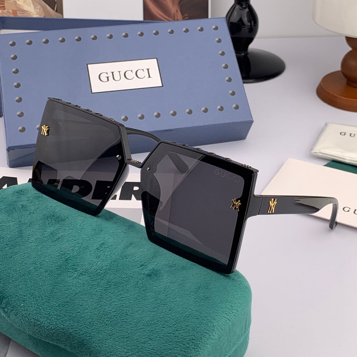GUCCI GEOMETRIC FRAME SUNGLASSES G50195 IN ACETATE
