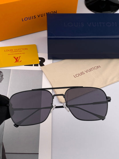 LOUIS VUITTON CAT EYE SUNGLASSES L1805 IN METAL GREY LENSES