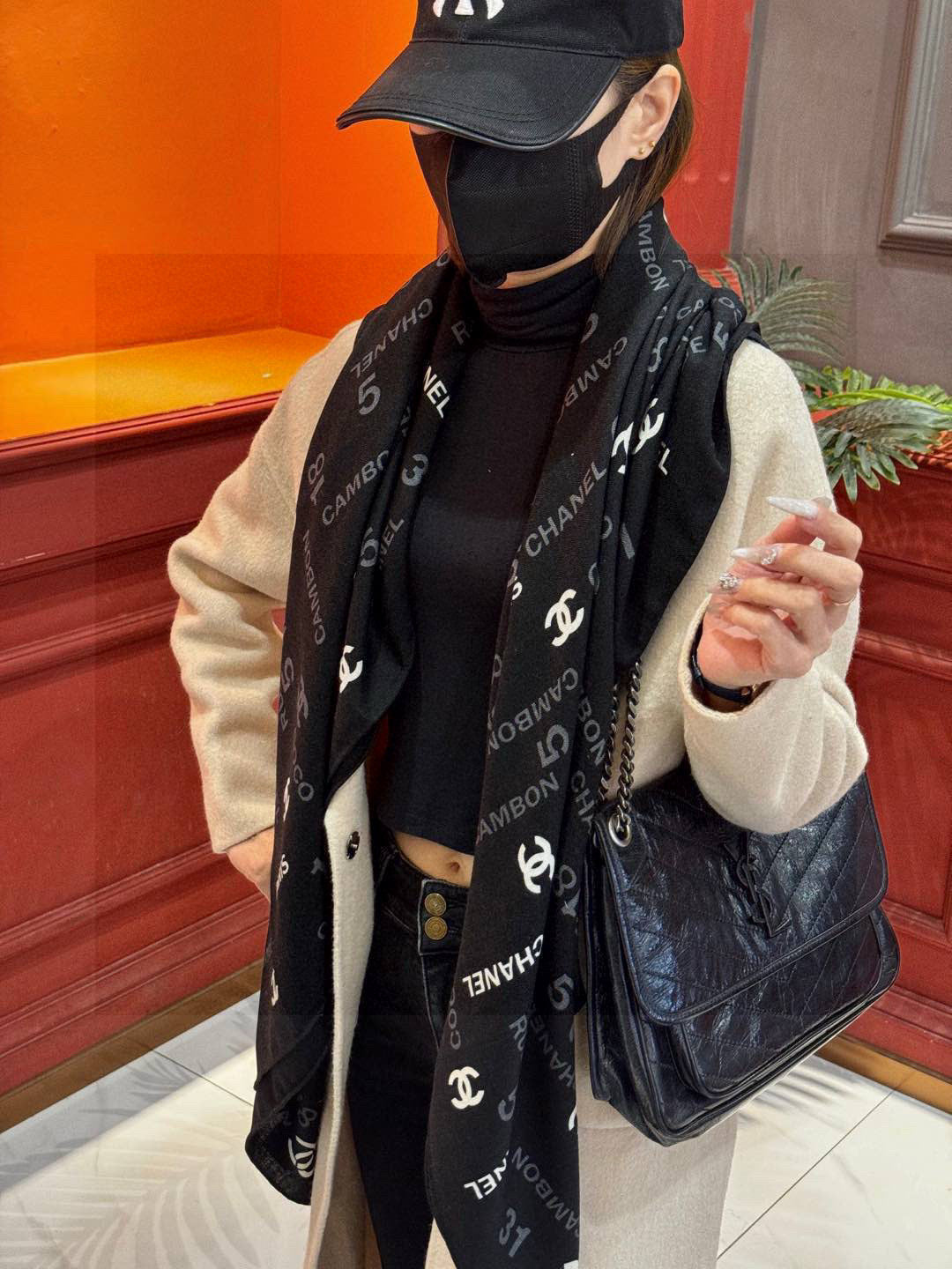 CHANEL 25S SCARF 140 IN CASHMERE SILK 733897