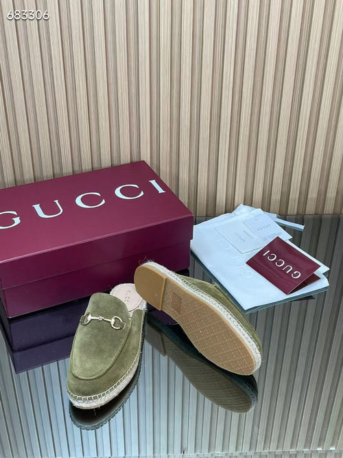 GUCCI 26S LOAFER MULES IN MOSS GREEN SUEDE