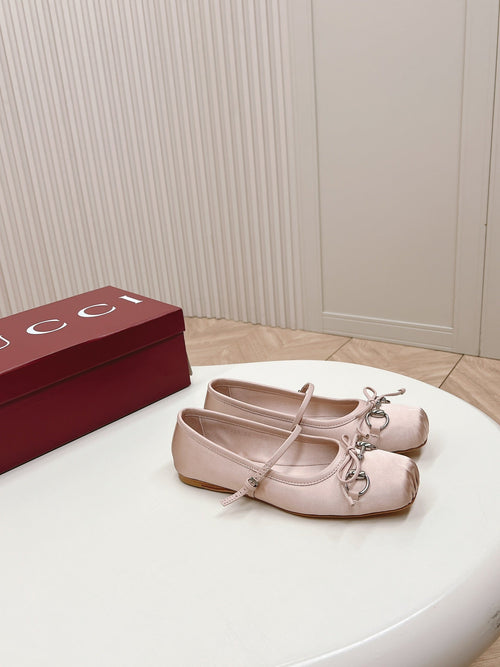 GUCCI BALLET FLAT PASTEL PINK SILK