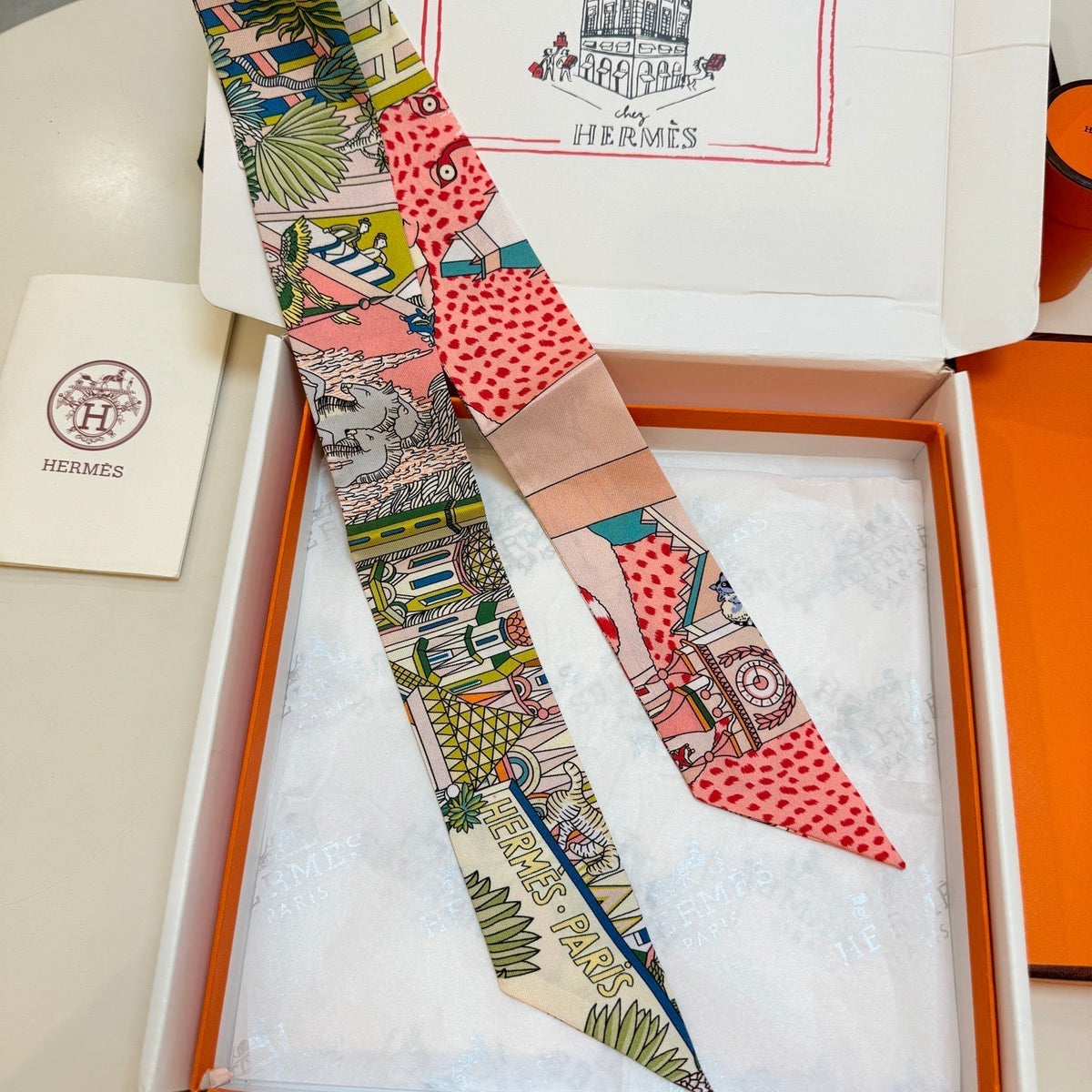 HERMES HERMES 25S NECKERCHIEF 86 IN SILK 989360