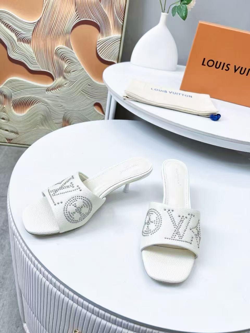 LOUIS VUITTON HIGH MULE IN WHITE LAMBSKIN WITH RHINSTONES 55 MM