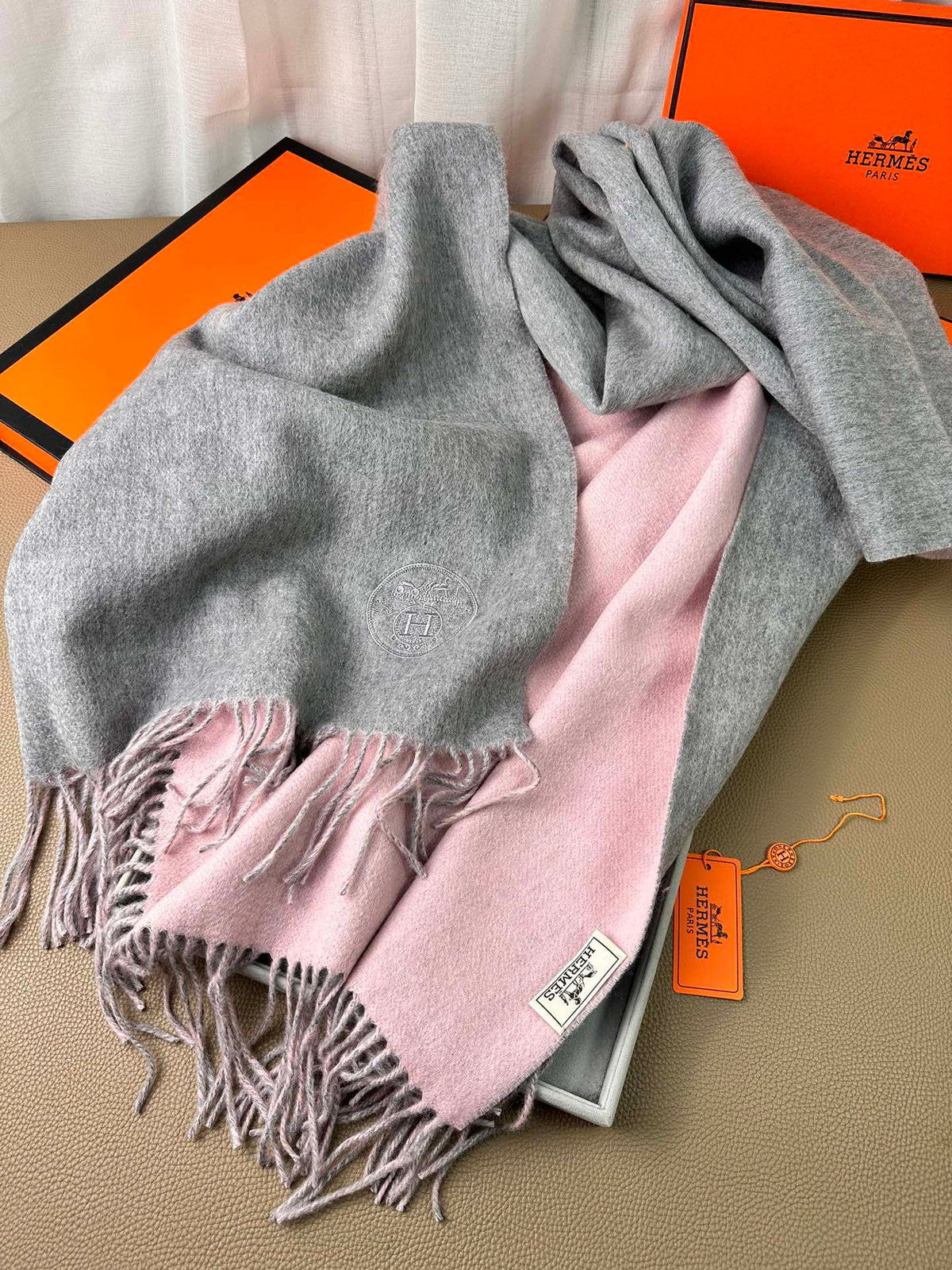 HERMES DOUBLE-FACE SCARF 200 CM IN LIGHT PINK AND GREY CASERE