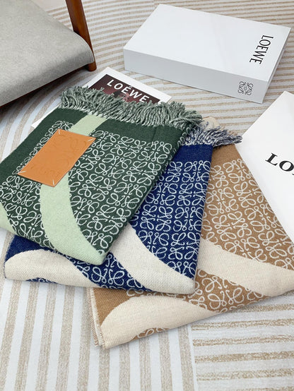 LOEWE ANAGRAM SCARF 140 CM IN CAMEL BEIGE WOOL 410213