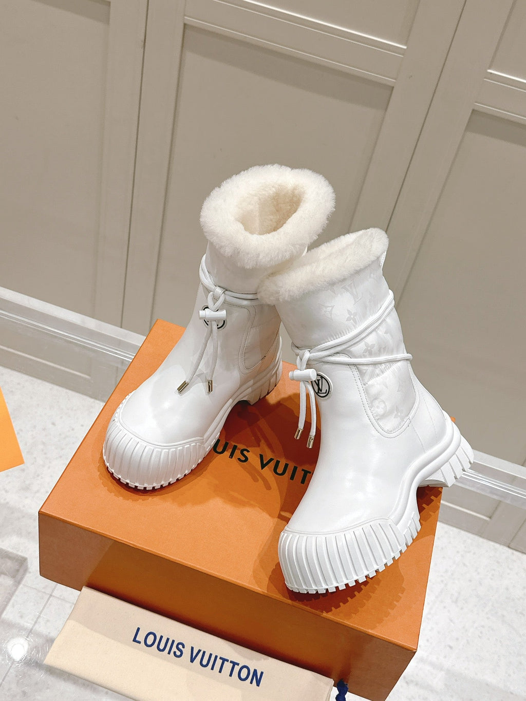 LOUIS VUITTON RUBY FLAT ANKLE BOOT IN WHITE CALFSKIN AND MONOGRAM NYLON