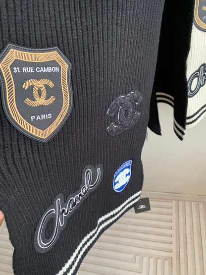 CHANEL SCARF 200 CM IN BLACK PURE CASHMERE WITH STICKER 392881