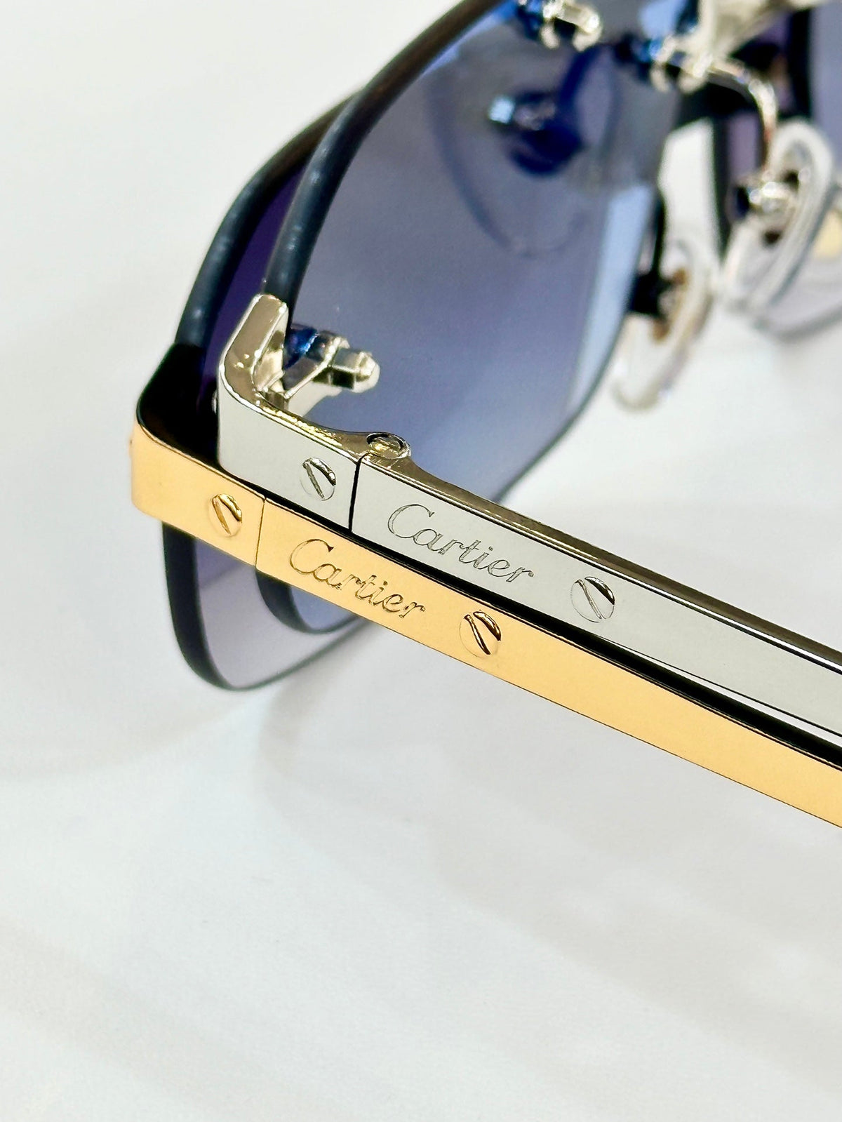 CARTIER SANTOS RECTANGULAR FRAME SUNGLASSES CT0660S IN METAL