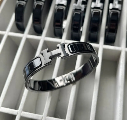 Black Titanium Premium Bracelet - Hình 4