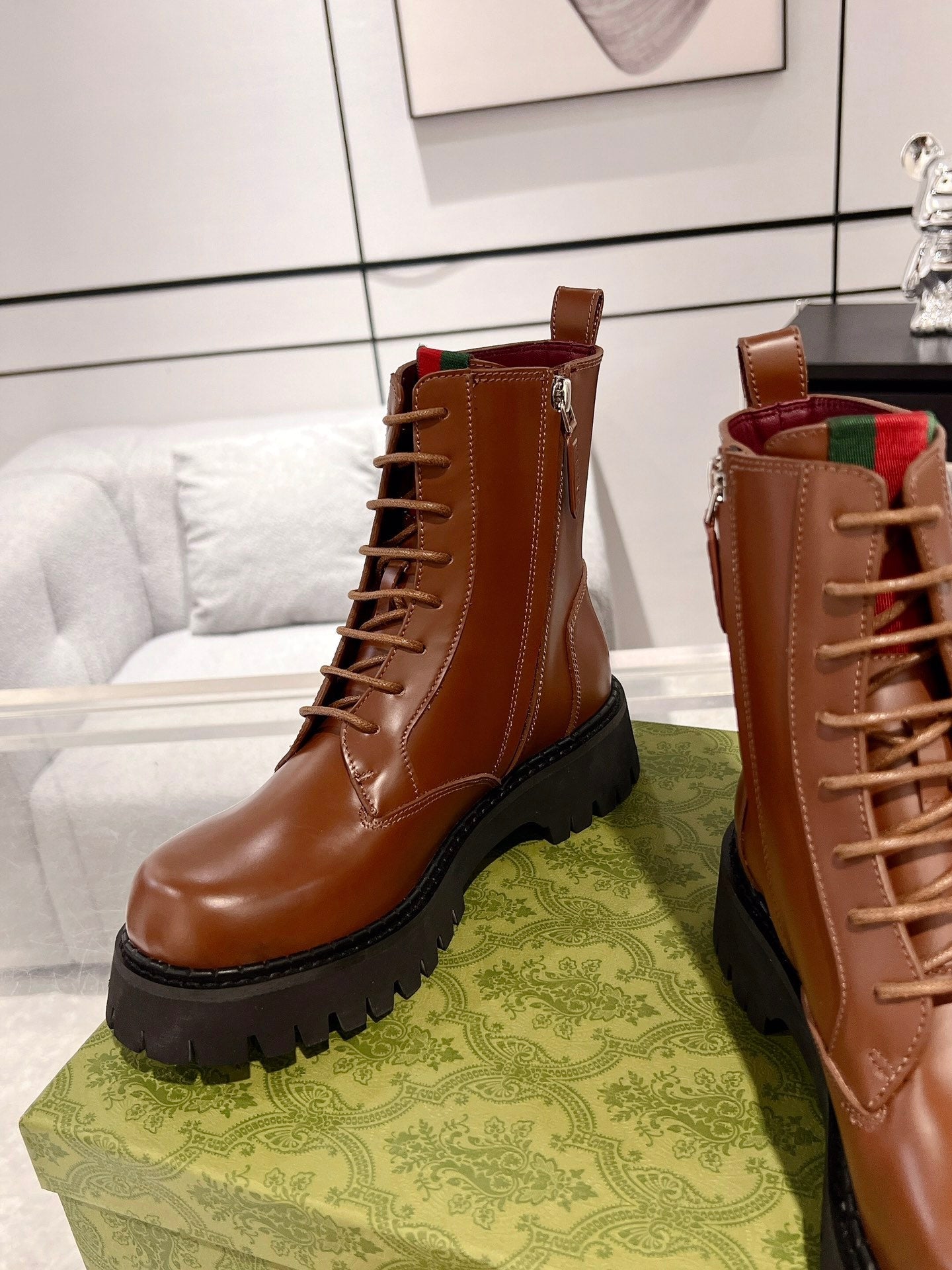 GUCCI WEB ANKLE BOOTS IN CINNAMON BROWN CALFSKIN